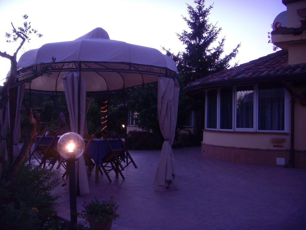 Aia Di Lazzaro Agriturismo Casalbore Buitenkant foto