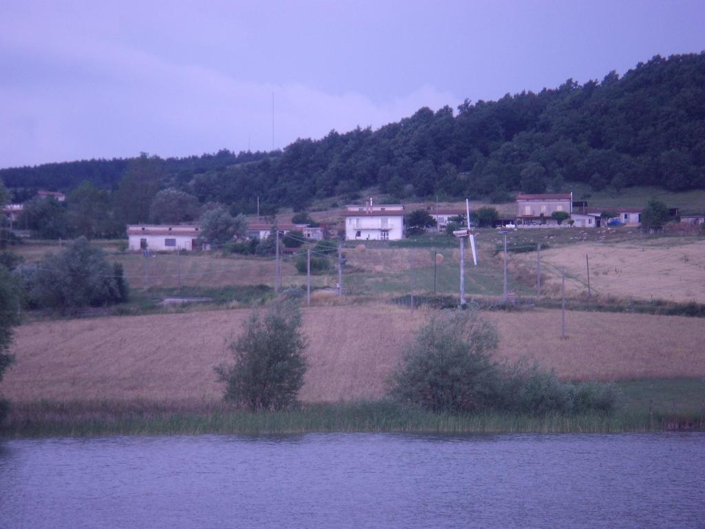 Aia Di Lazzaro Agriturismo Casalbore Buitenkant foto