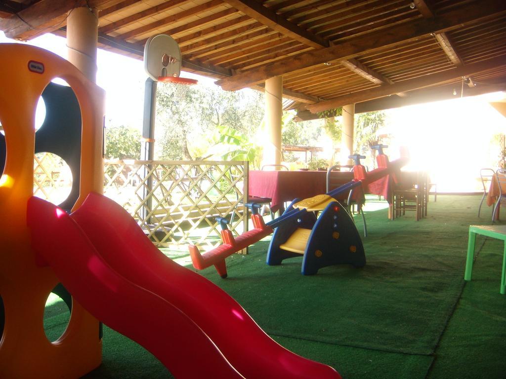 Aia Di Lazzaro Agriturismo Casalbore Buitenkant foto