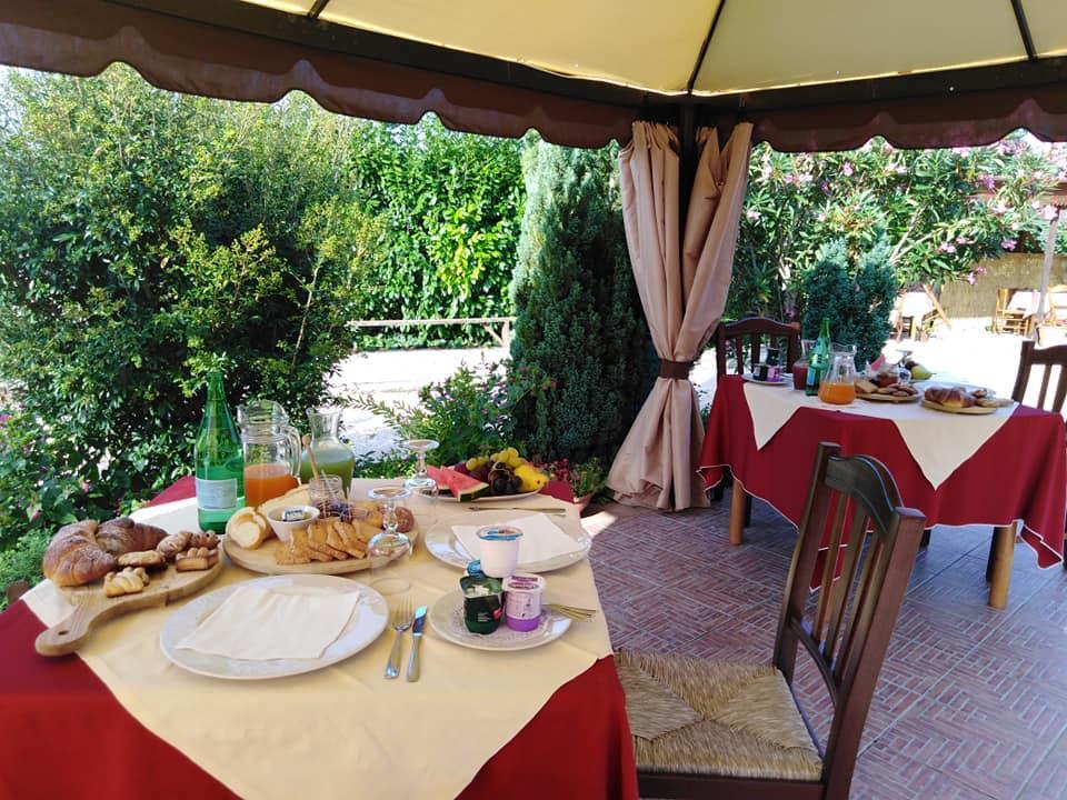 Aia Di Lazzaro Agriturismo Casalbore Buitenkant foto